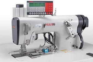 PFAFF 5483 -748/... with Puller / Trousers side seams